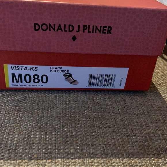 VASTA at Donald Pliner Gently Loved Donald Pliner Strappy Suede Heels Vista Style